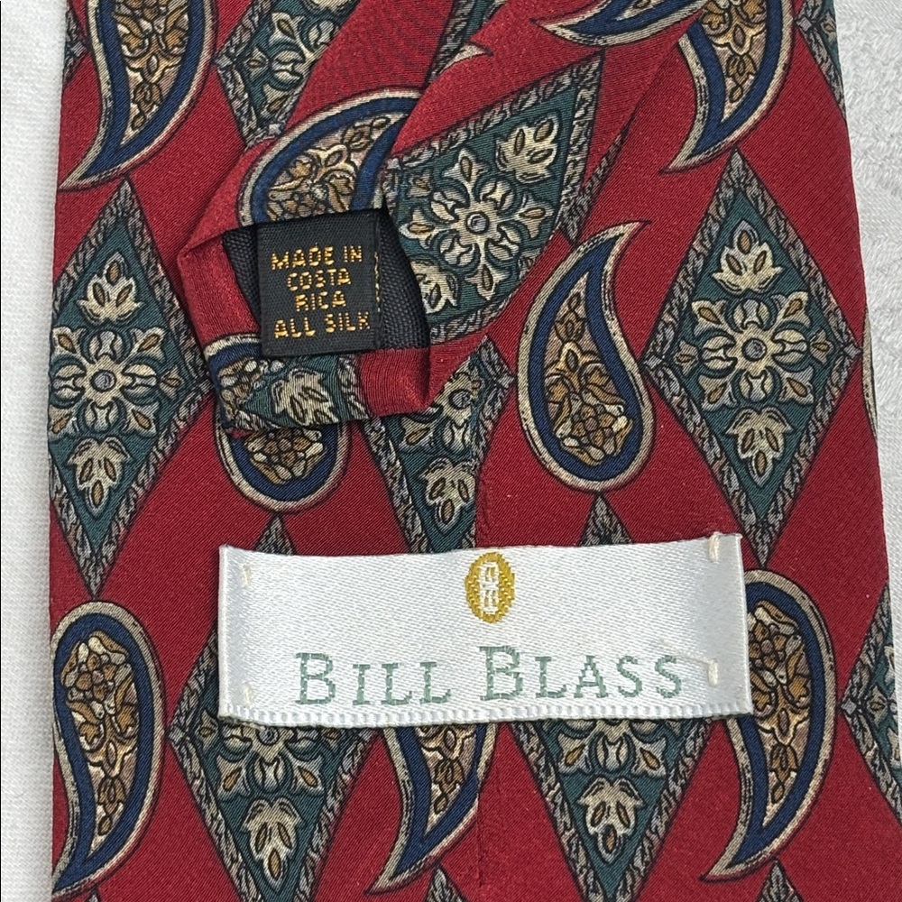 Bill Blass Men's 100% Silk Tie Collection - Red, Purple, Green - Picture 7 of 7